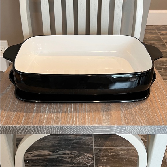 KitchenAid Rectangular Baker with Lid/Trivet - Picture 6 of 14